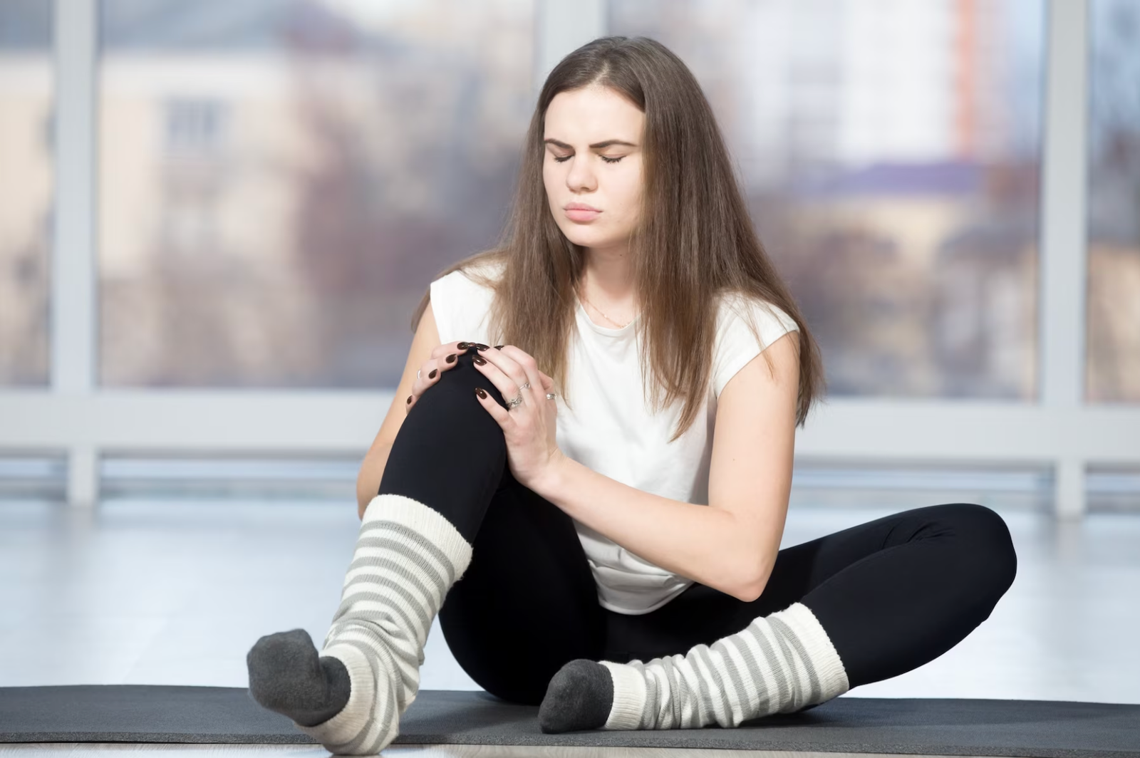What Should Trainers Tell Clients Who Ask About At-Home Back Traction and Heat Devices?