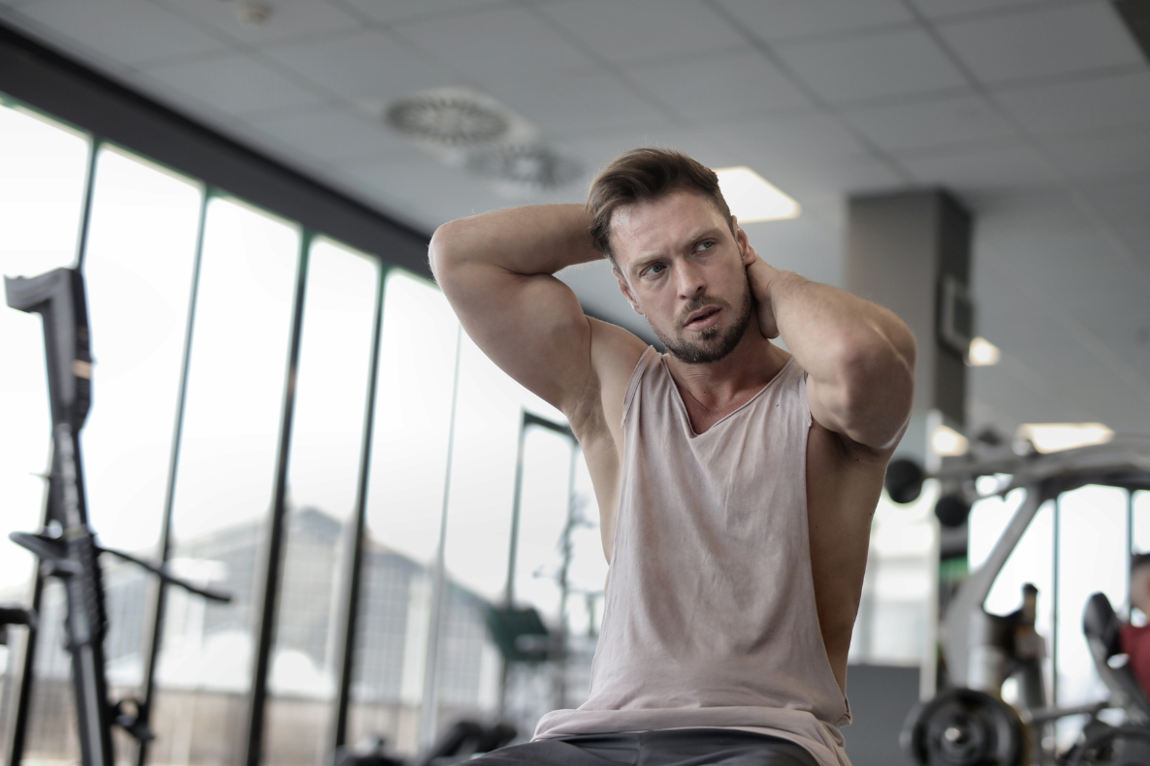 Enclomiphene or Testosterone Injections: How the Two Approaches Actually Differ Day to Day