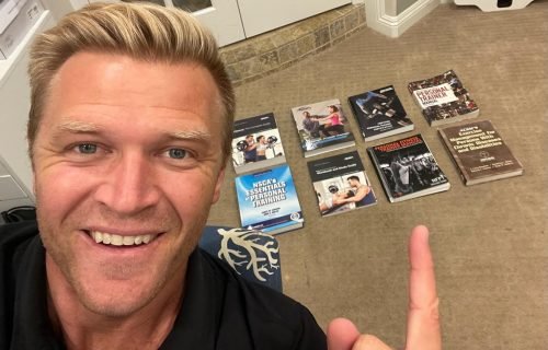 Eddie with the Personal Trainer Textbooks The Best Personal Trainer Certification Programs